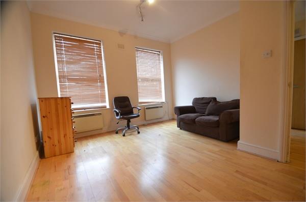Daws Lane, Mill Hill